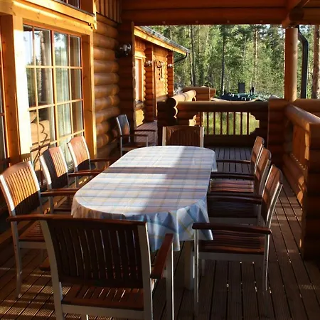 Large Timber With Splendid Scenery And Nature Villa *