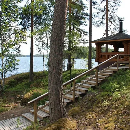 Large Timber With Splendid Scenery And Nature Pertunmaa
